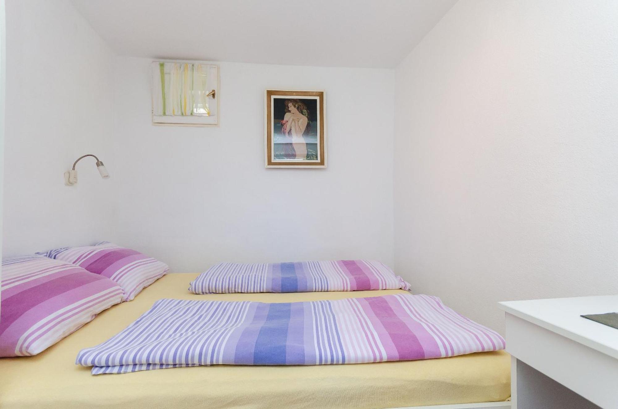 Holiday Home Ana- With Pool Kornic Bagian luar foto